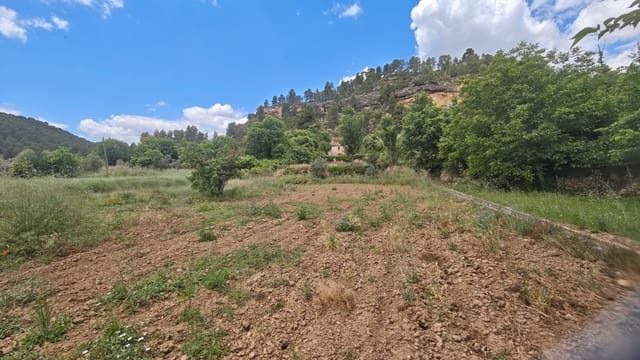Grunde uden byggetilladelser til salg i La Fresneda - € 12.000 (Ref: 9862365)