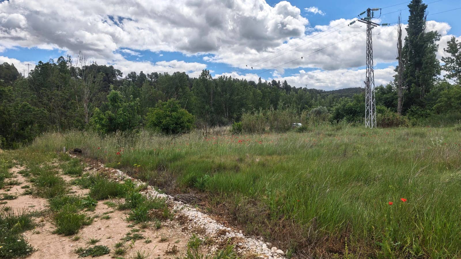 Grunde uden byggetilladelser til salg i La Fresneda - € 12.000 (Ref: 9862365)