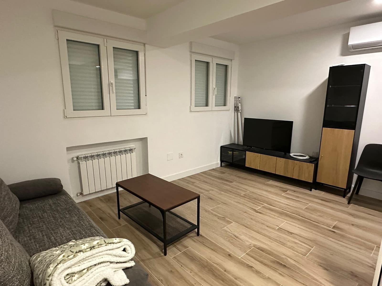 1 makuuhuone Asunto vuokrattavana paikassa Madrid kaupunki mukana uima-altaan 
autotalli - 1 350 € (Ref: 9865880)