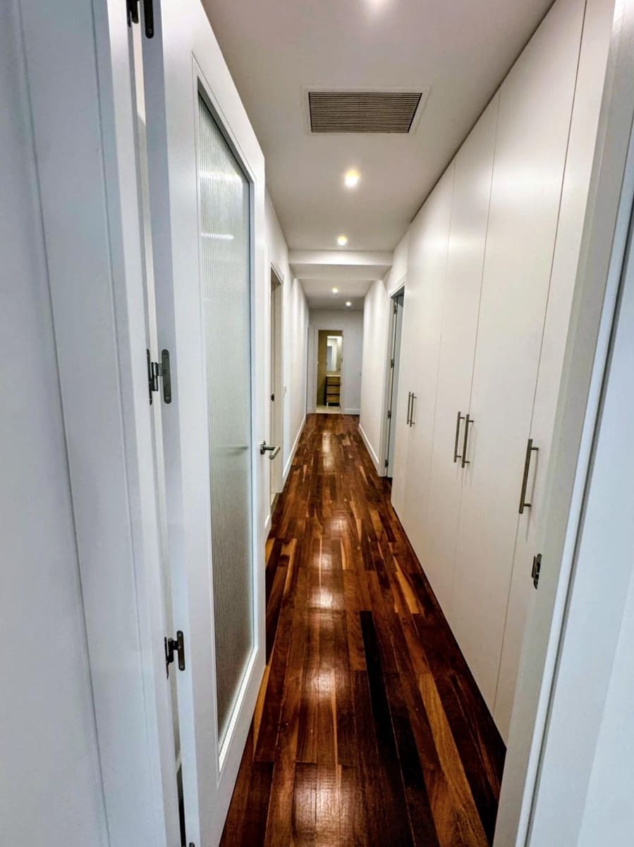 Appartement de 8 chambres à louer à Madrid ville - 4 500 € (Ref: 9865885)