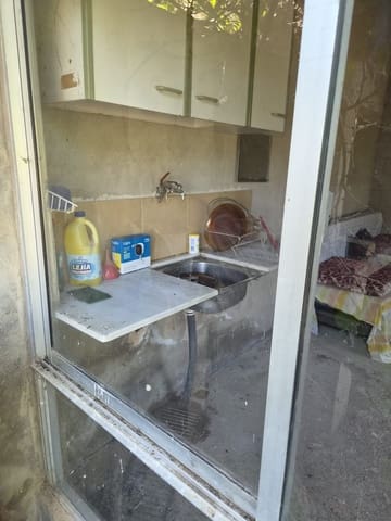 Maalaistalo myytävänä paikassa Teruel kaupunki - 19 800 € (Ref: 9908256)