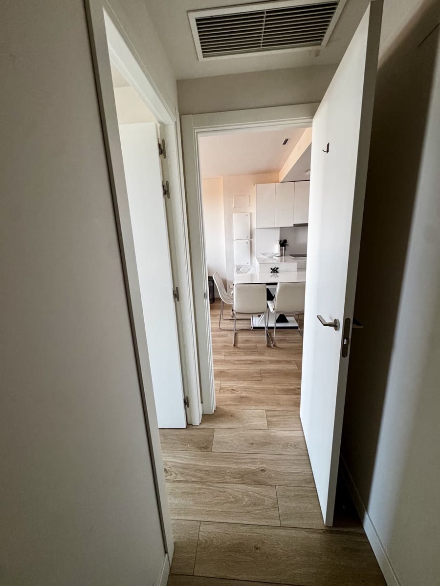 Piso de 2 habitaciones en Madrid ciudad en alquiler con piscina garaje - 2.000 € (Ref: 9935268)