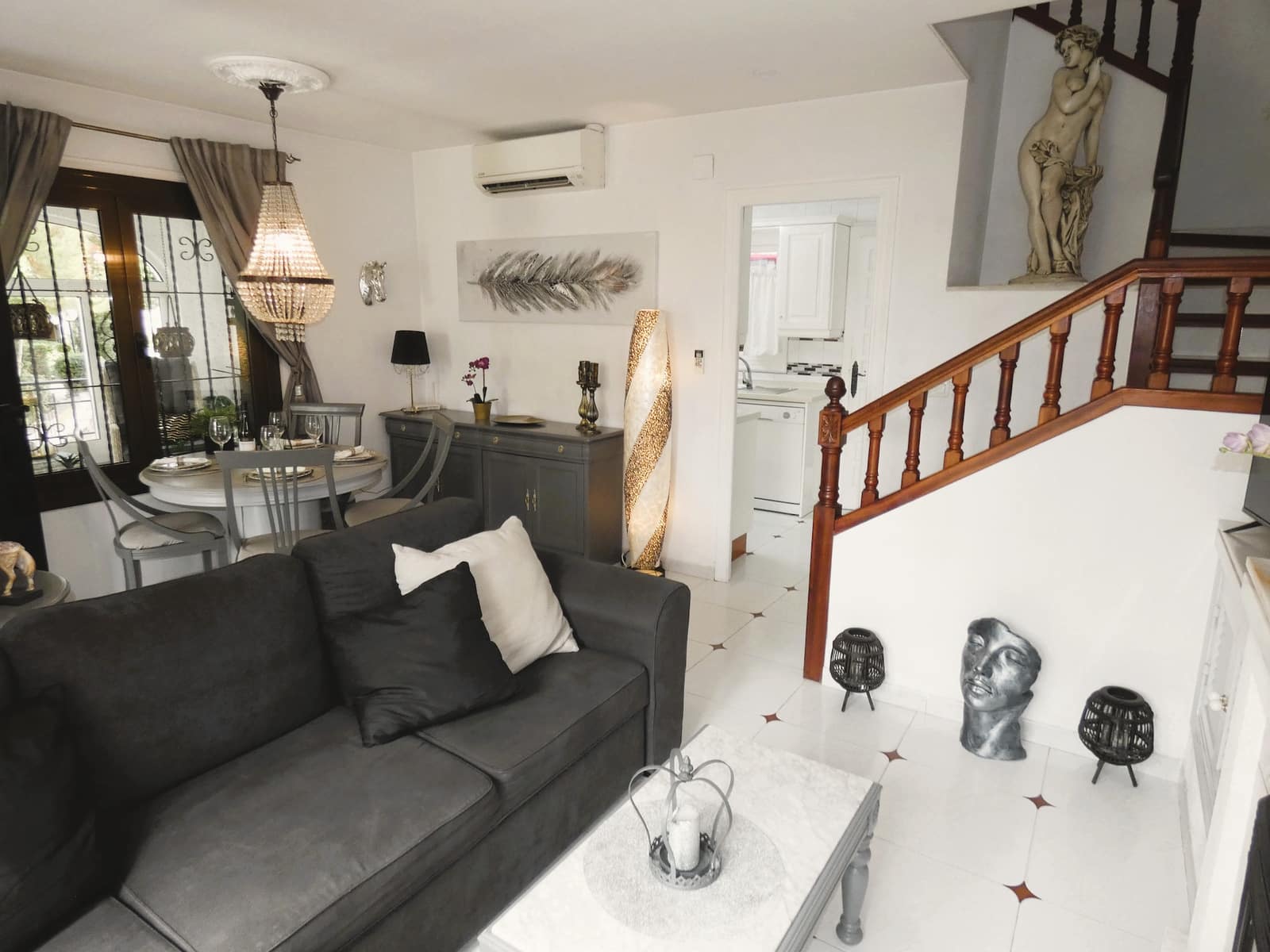 3 soverom Villa til salgs i Orihuela Costa med svømmebasseng - € 320 000 (Ref: 10048122)
