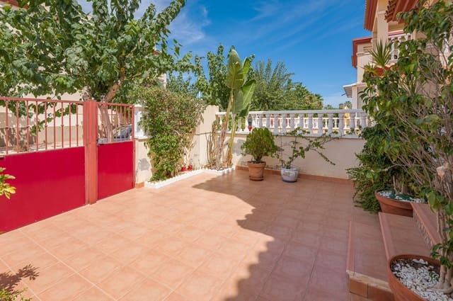 2 quarto Bungalow para venda em Los Peñascos - El Salero - Los Imbernones, San Pedro del Pinatar com piscina garagem - 175 000 € (Ref: 10074760)