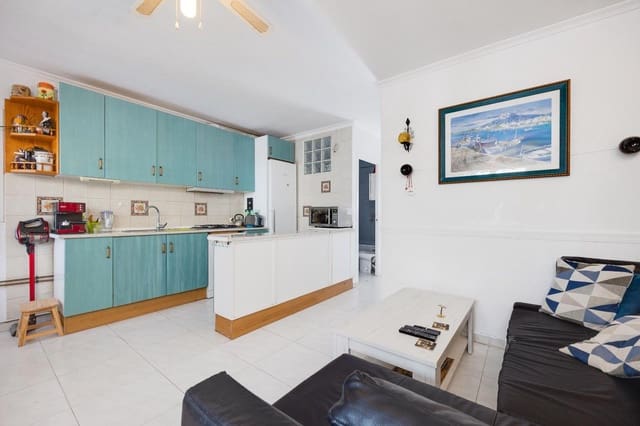 2 soveværelse Villa til salg i Nueva Torrevieja, Torrevieja med swimmingpool - € 174.969 (Ref: 9398285)