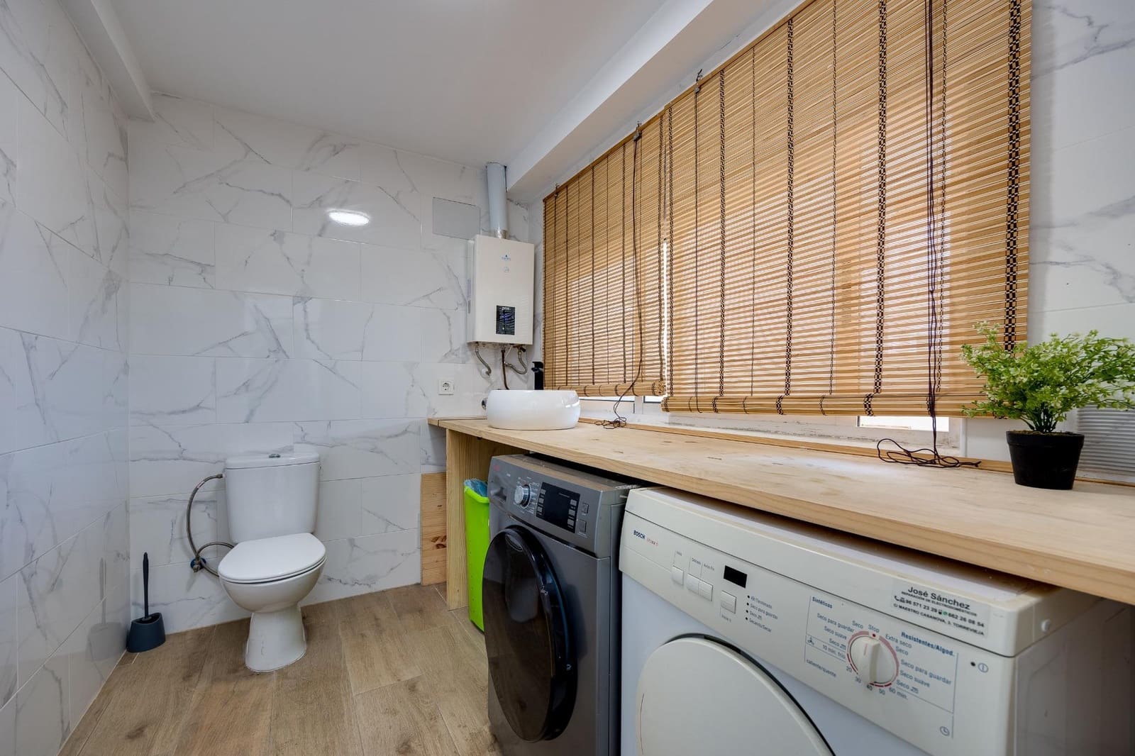 3 soveværelse Byhus til salg i Torrevieja med swimmingpool - € 250.000 (Ref: 9559073)