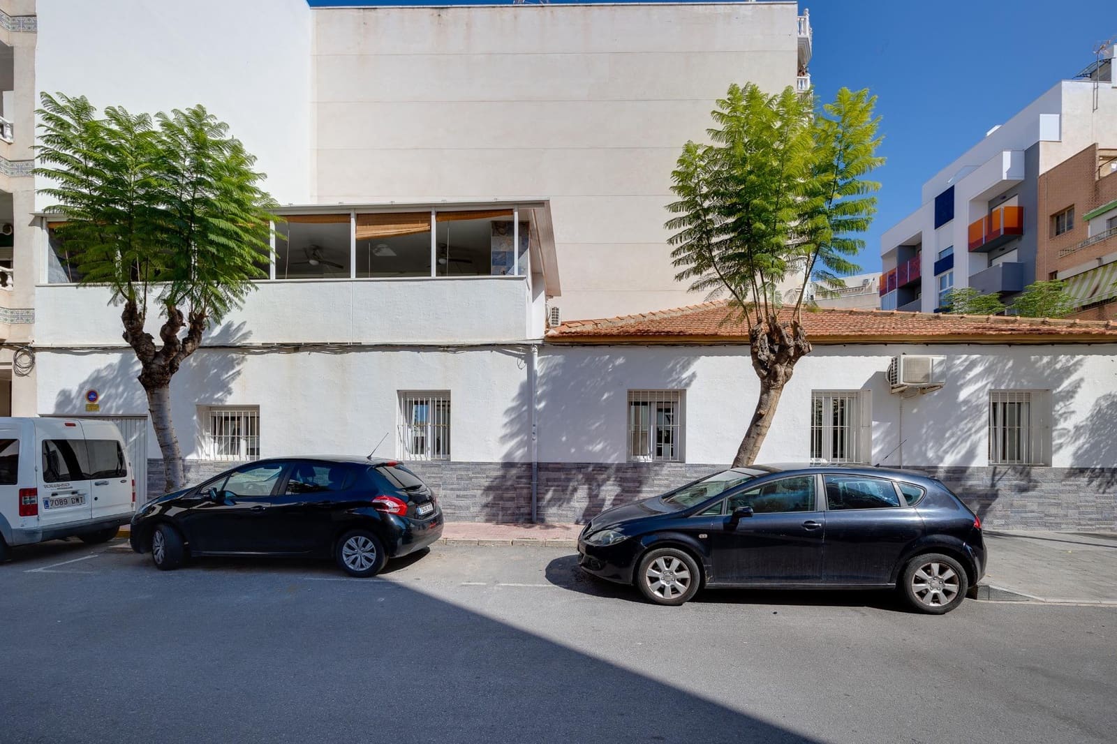 3 soveværelse Byhus til salg i Torrevieja med swimmingpool - € 250.000 (Ref: 9559073)