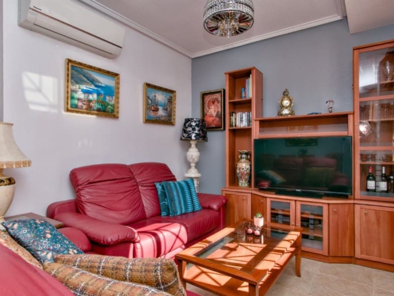 2 slaapkamer Huis te koop in Torrevieja met zwembad - € 194.000 (Ref: 9578032)
