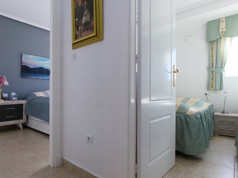 2 slaapkamer Huis te koop in Torrevieja met zwembad - € 194.000 (Ref: 9578032)