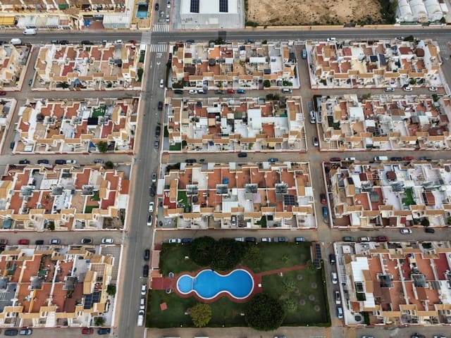 2 bedroom Bungalow for sale in El Chaparral - La Siesta - La Torreta, Torrevieja with pool - € 155,000 (Ref: 9651019)