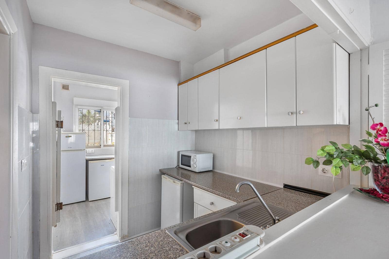 2 chambre Maison de Ville à vendre à Torrevieja avec piscine - 150 000 € (Ref: 9651260)