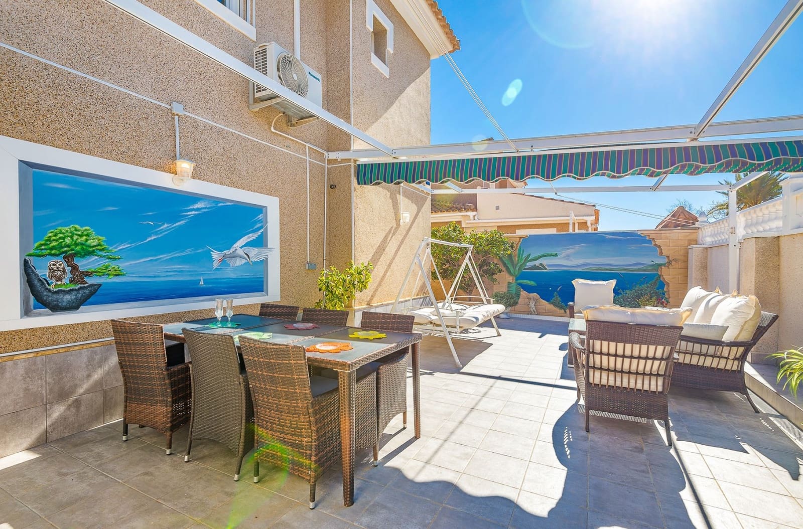 5 slaapkamer Villa te koop in Torrevieja met zwembad garage - € 396.000 (Ref: 9705912)