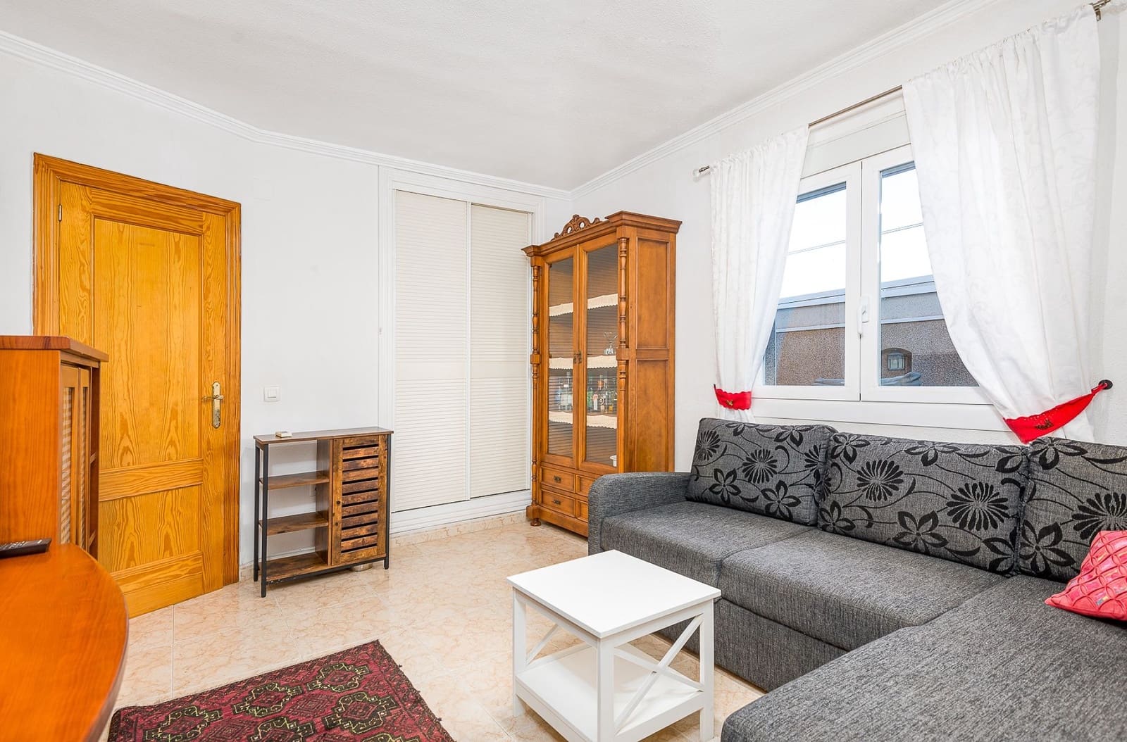 5 slaapkamer Villa te koop in Torrevieja met zwembad garage - € 396.000 (Ref: 9705912)