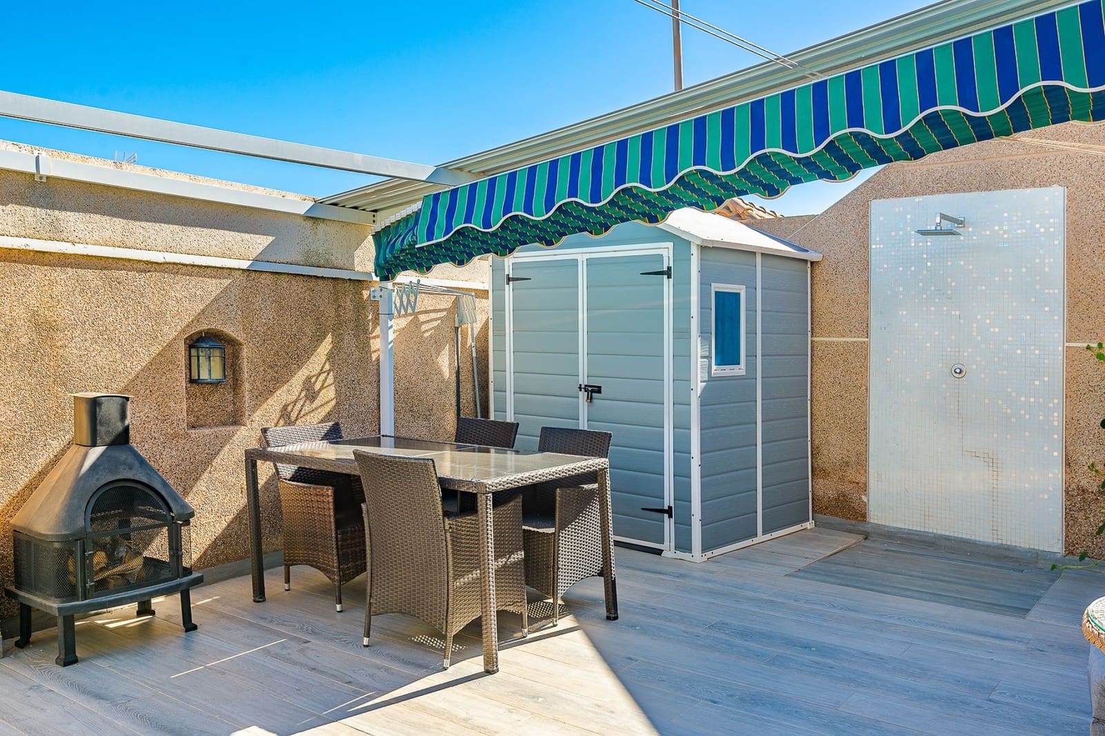 5 slaapkamer Villa te koop in Torrevieja met zwembad garage - € 396.000 (Ref: 9705912)