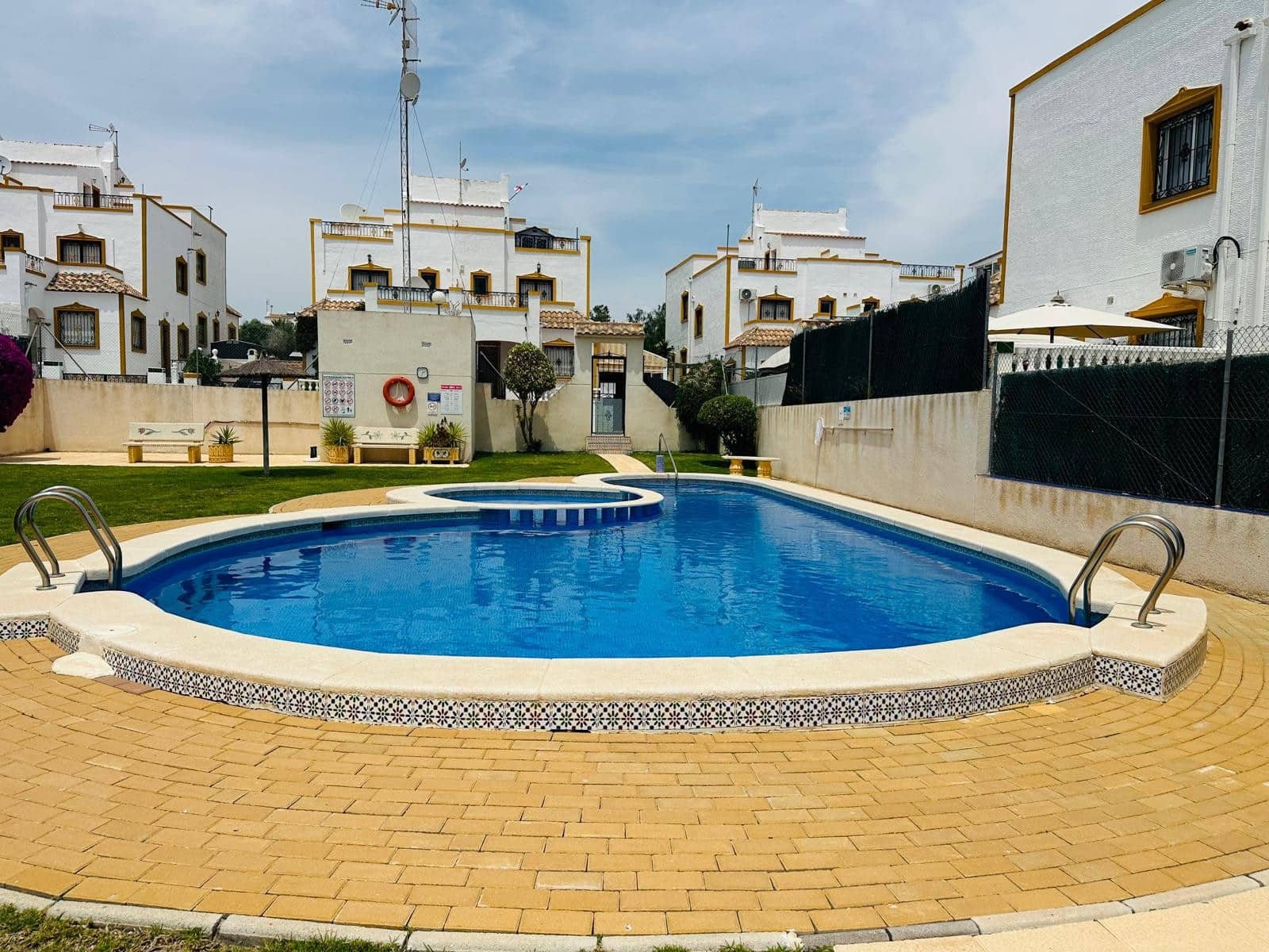 3 soverom Hus til salgs i Orihuela - € 179 000 (Ref: 9923056)