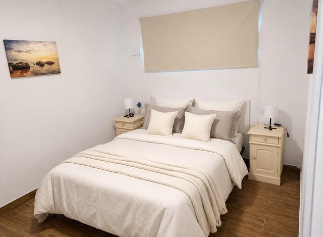 2 sypialnia Apartament na sprzedaż w Costa de Antigua, Antigua - 127 000 € (Ref: 10049402)