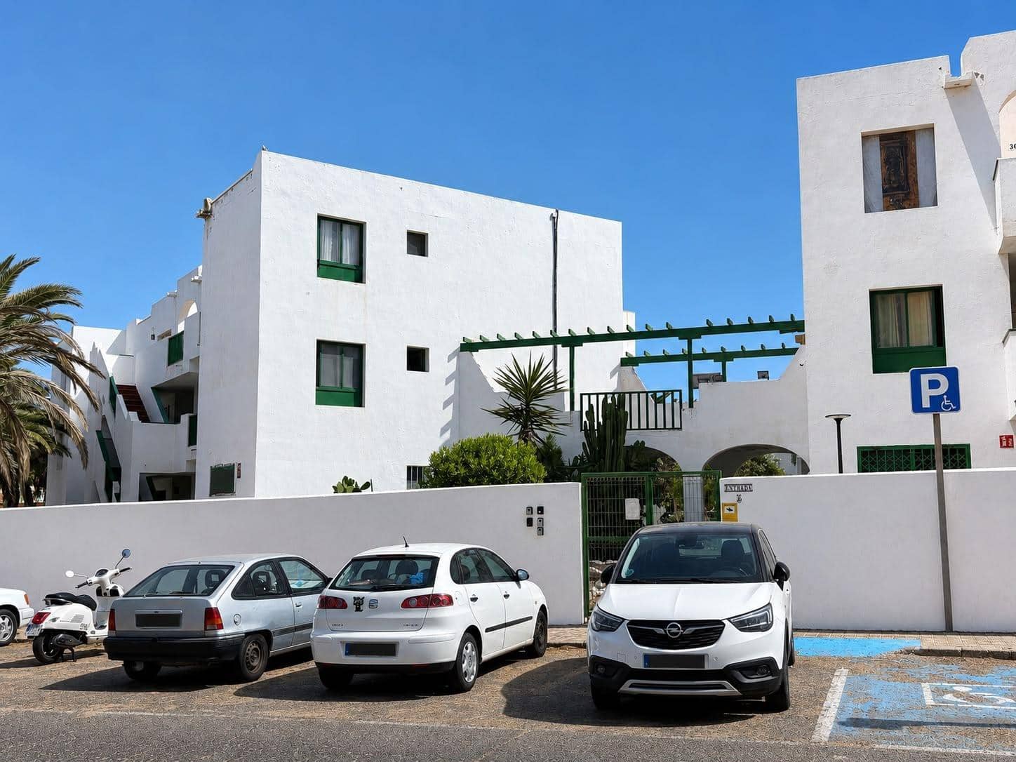 2 sypialnia Apartament na sprzedaż w Costa de Antigua - 127 000 € (Ref: 10049402)