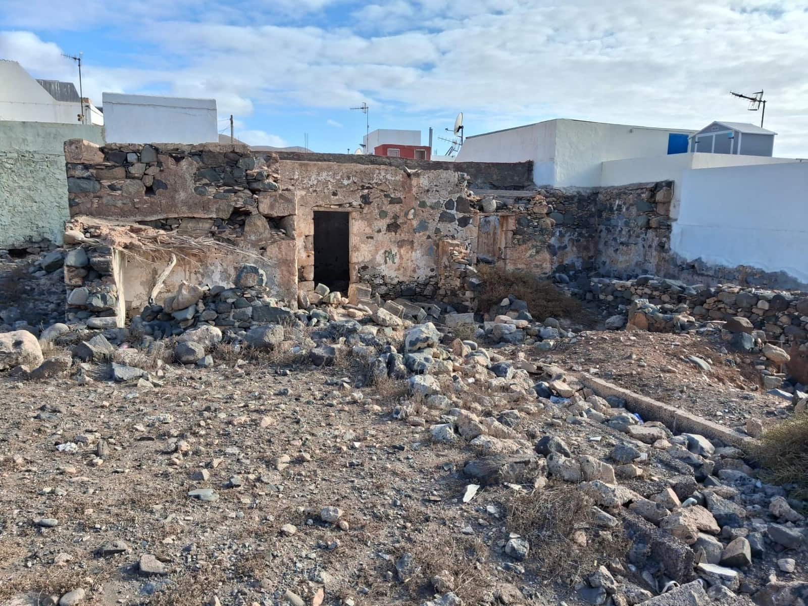 Building Plot for sale in Pajara - € 100,000 (Ref: 10115947)