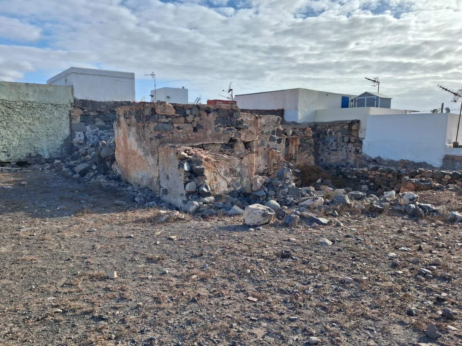 Building Plot for sale in Pajara - € 100,000 (Ref: 10115947)