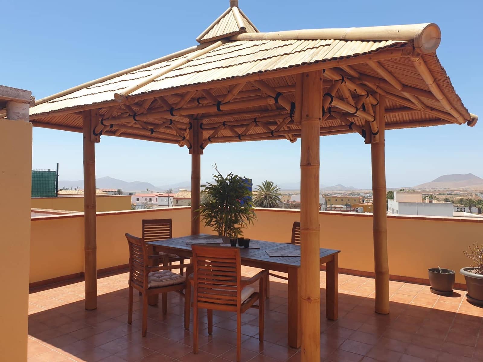 2 bedroom Apartment for sale in Antigua with garage - € 172,000 (Ref: 10142682)