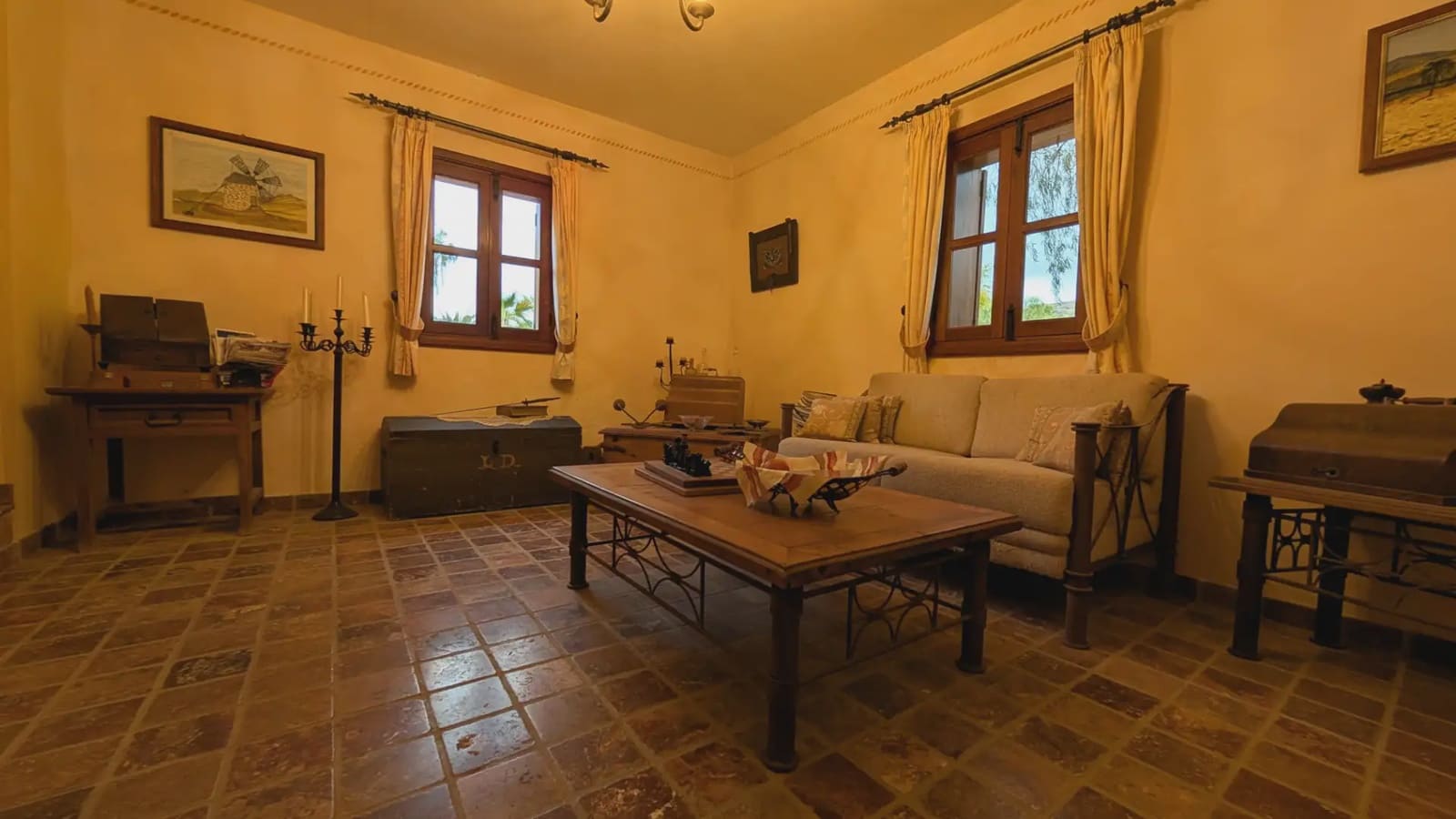 5 soveværelse Finca/Landehus til salg i Pajara med swimmingpool garage - € 1.299.000 (Ref: 9759327)