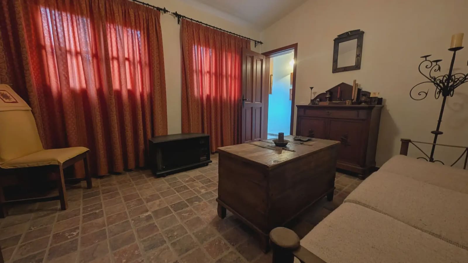 5 soveværelse Finca/Landehus til salg i Pajara med swimmingpool garage - € 1.299.000 (Ref: 9759327)