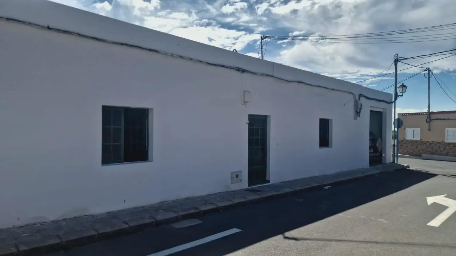 2 soverom Bungalow til salgs i Tuineje med garasje - € 220 000 (Ref: 9759330)