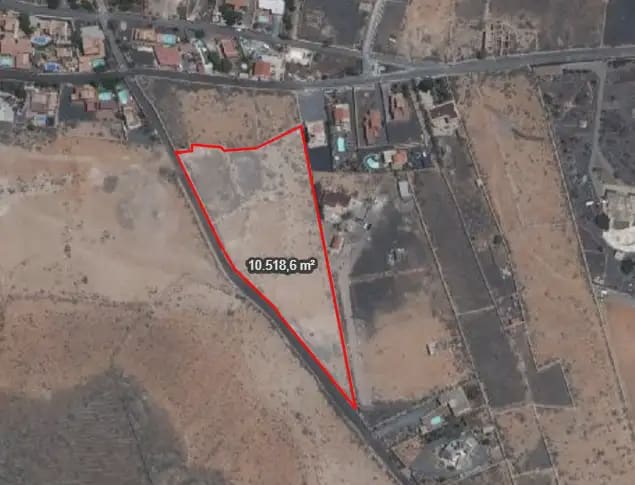 Tontti myytävänä paikassa Antigua - 1 120 000 € (Ref: 9759332)