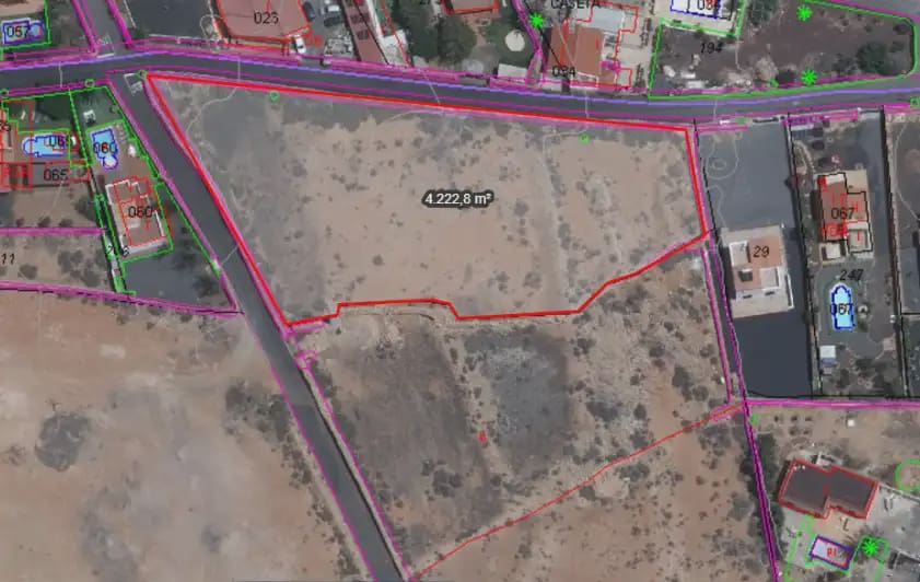 Tontti myytävänä paikassa Antigua - 1 120 000 € (Ref: 9759332)