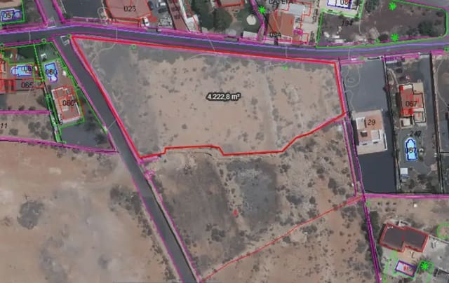 Tontti myytävänä paikassa Casillas de Morales, Antigua - 1 120 000 € (Ref: 9759332)