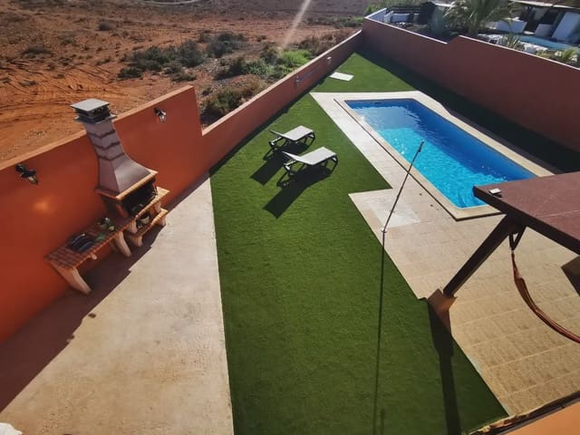 3 sypialnia Willa na sprzedaż w Antigua z basenem - 430 000 € (Ref: 9759333)