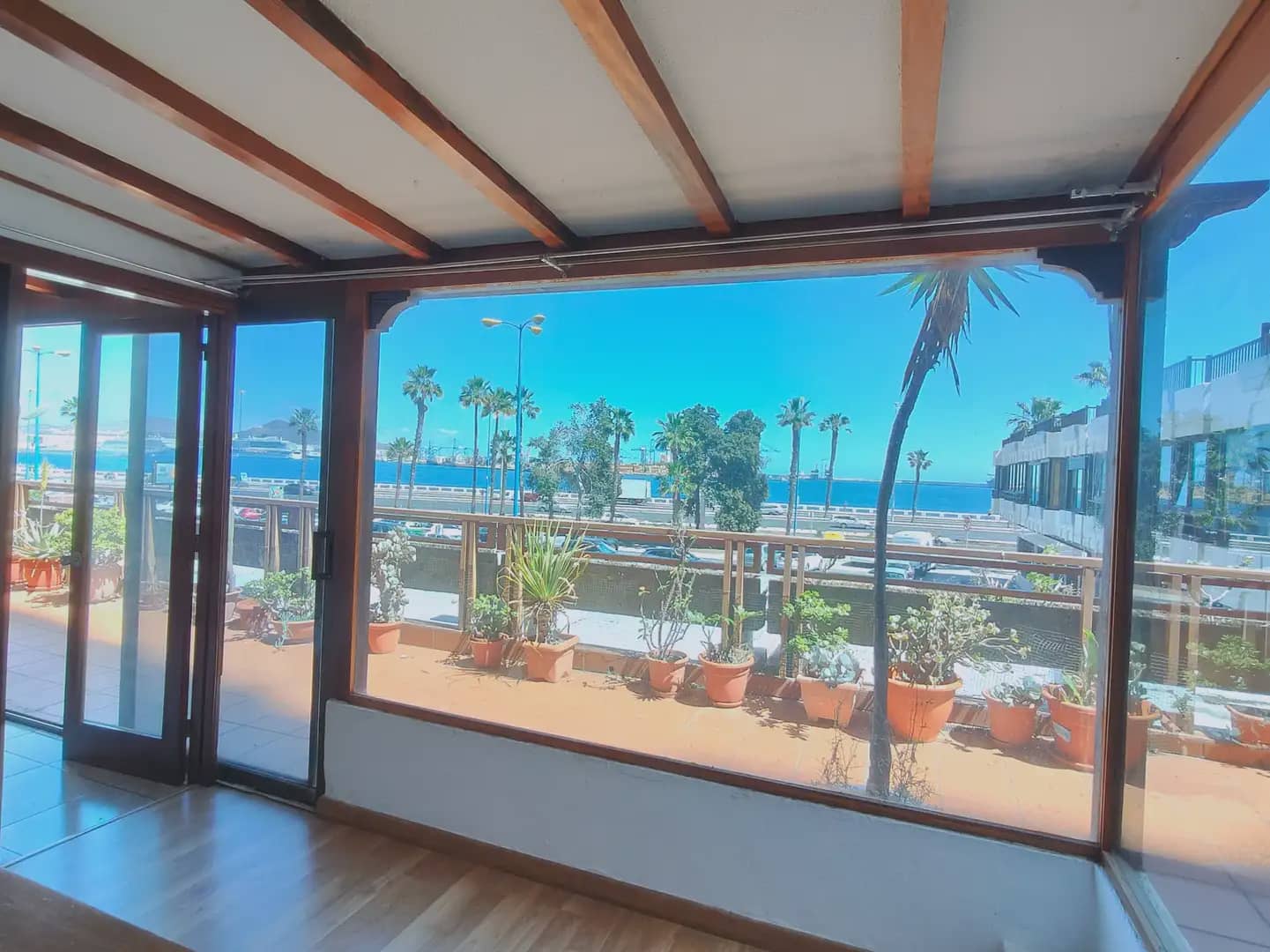 3 sovrum Lägenhet till salu i Las Palmas de Gran Canaria med garage - 580 000 € (Ref: 9759340)