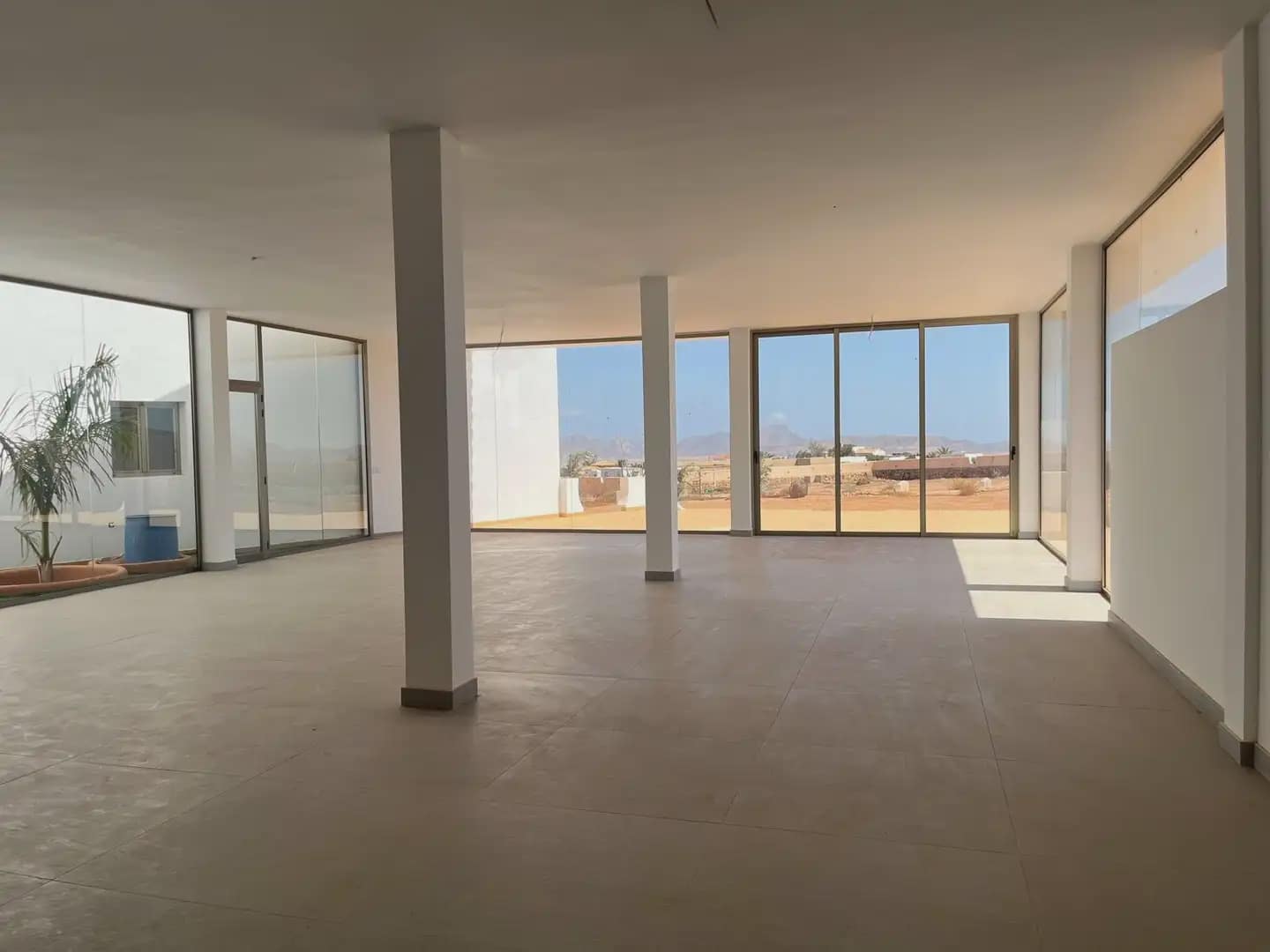 4 soveværelse Villa til salg i Antigua med garage - € 590.000 (Ref: 9759343)