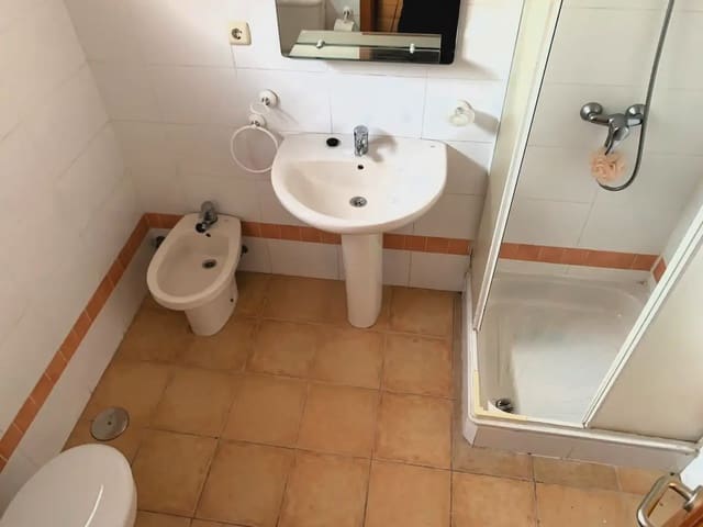 Chalet de 3 habitaciones en La Oliva en venta con garaje - 270.000 € (Ref: 9759345)