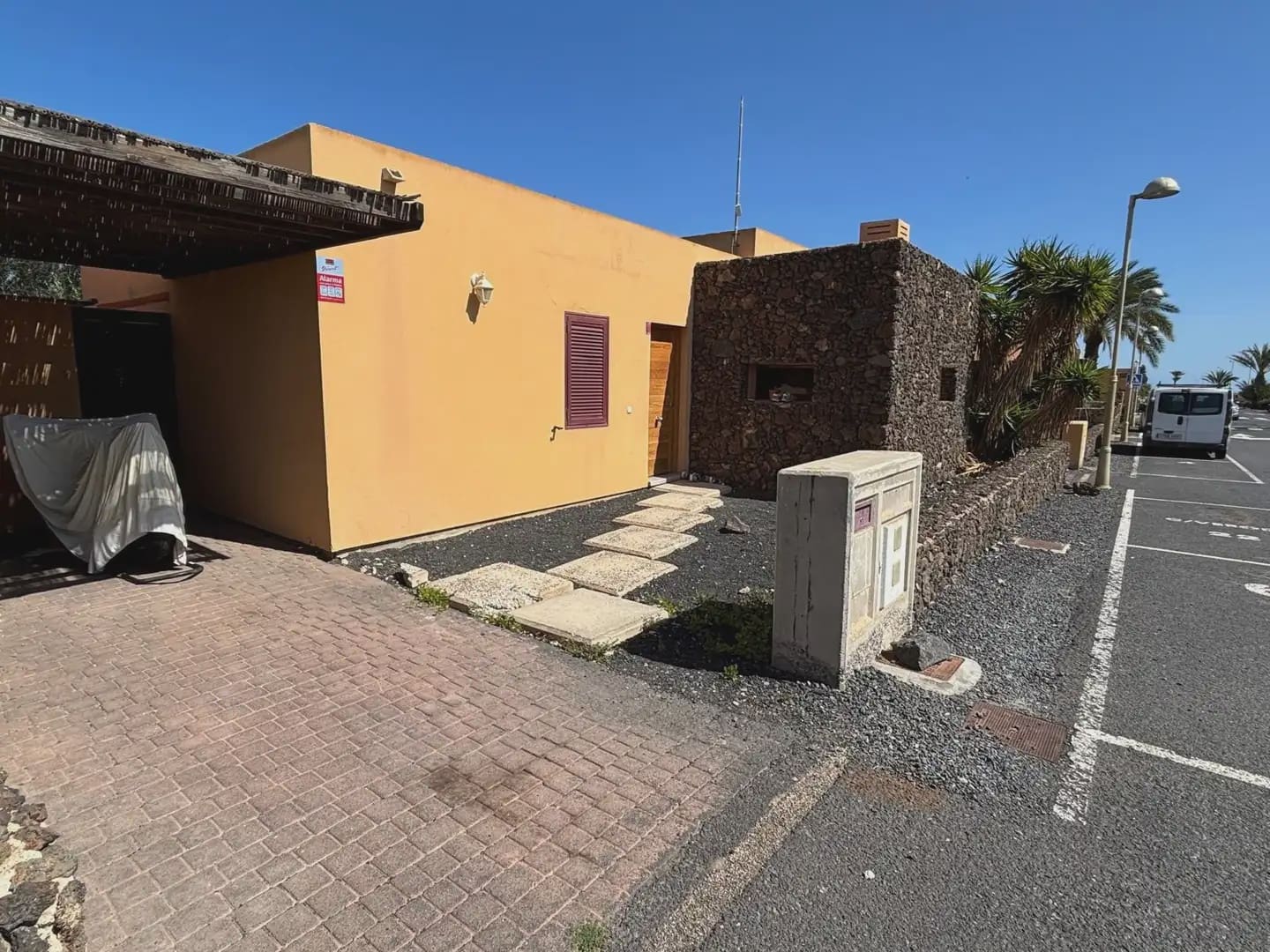 2 soverom Bungalow til salgs i La Oliva med garasje - € 280 000 (Ref: 9759358)