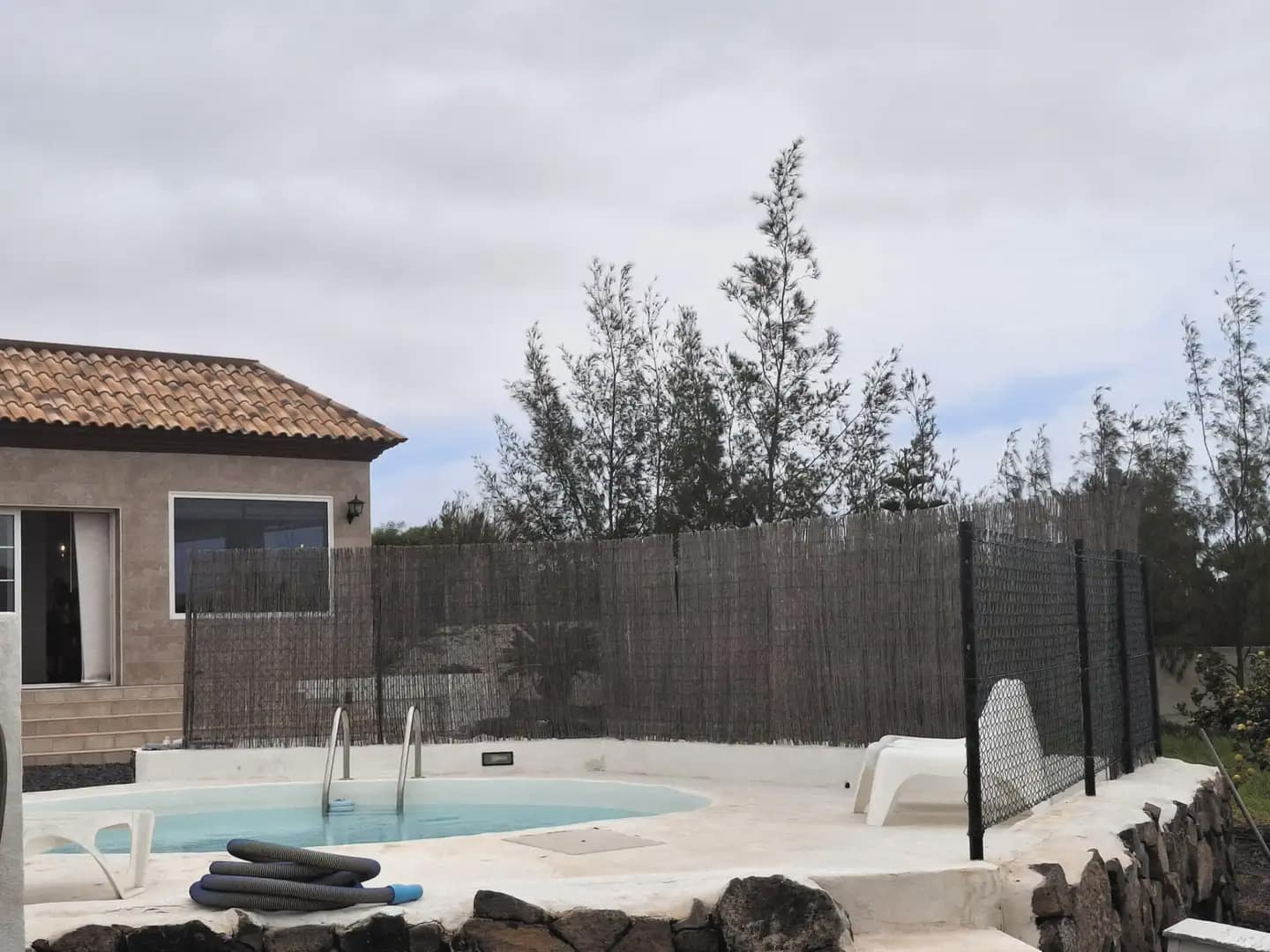 3 Zimmer Villa zu verkaufen in La Oliva mit Pool Garage - 750.000 € (Ref: 9759360)