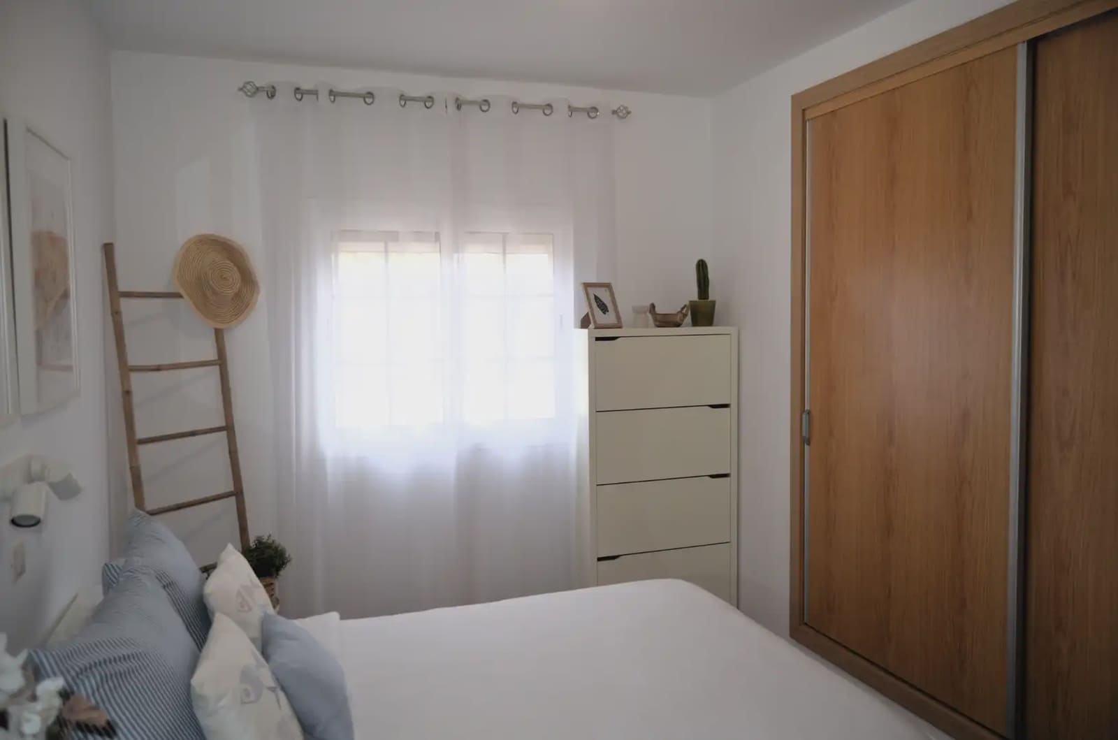 3 Zimmer Villa zu verkaufen in La Oliva mit Pool Garage - 750.000 € (Ref: 9759360)