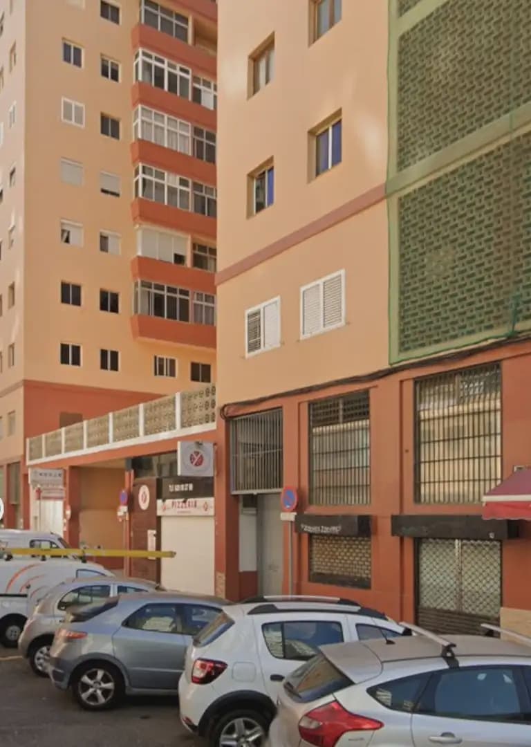 Local Commercial à vendre à Las Palmas de Gran Canaria - 150 000 € (Ref: 9759363)