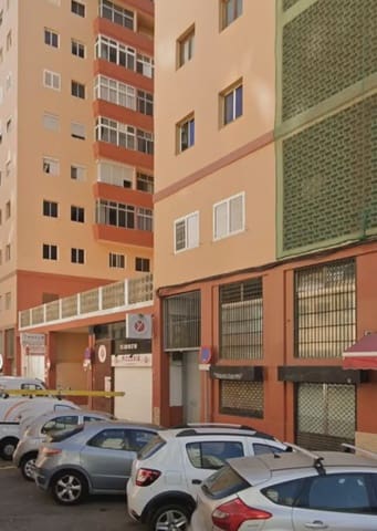 Kaupallinen myytävänä paikassa Guanarteme, Las Palmas de Gran Canaria - 150 000 € (Ref: 9759363)