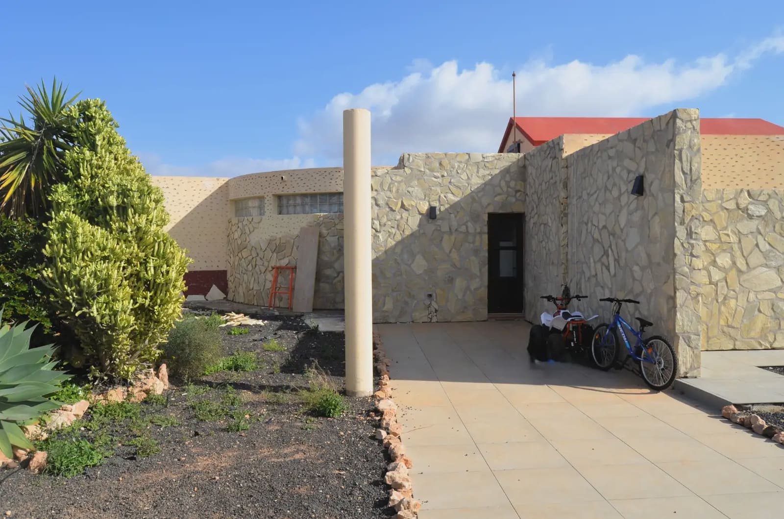 3 Zimmer Villa zu verkaufen in Antigua mit Pool Garage - 485.000 € (Ref: 9759364)