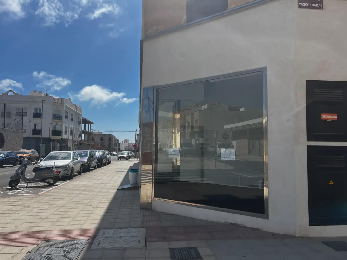 Commercial for rent in Puerto del Rosario - € 680 (Ref: 9759366)