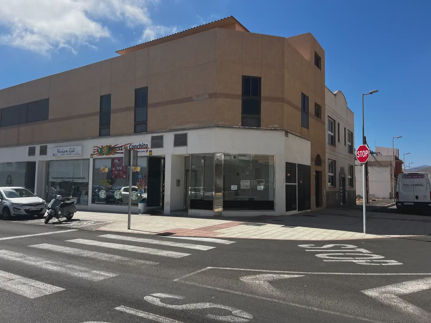 Commercial for rent in Puerto del Rosario - € 680 (Ref: 9759366)