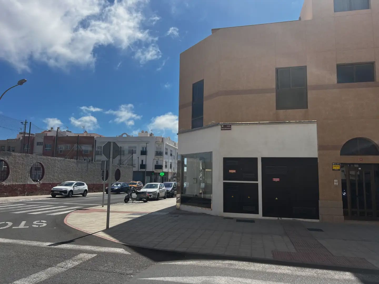 Commercial for rent in Puerto del Rosario - € 680 (Ref: 9759366)