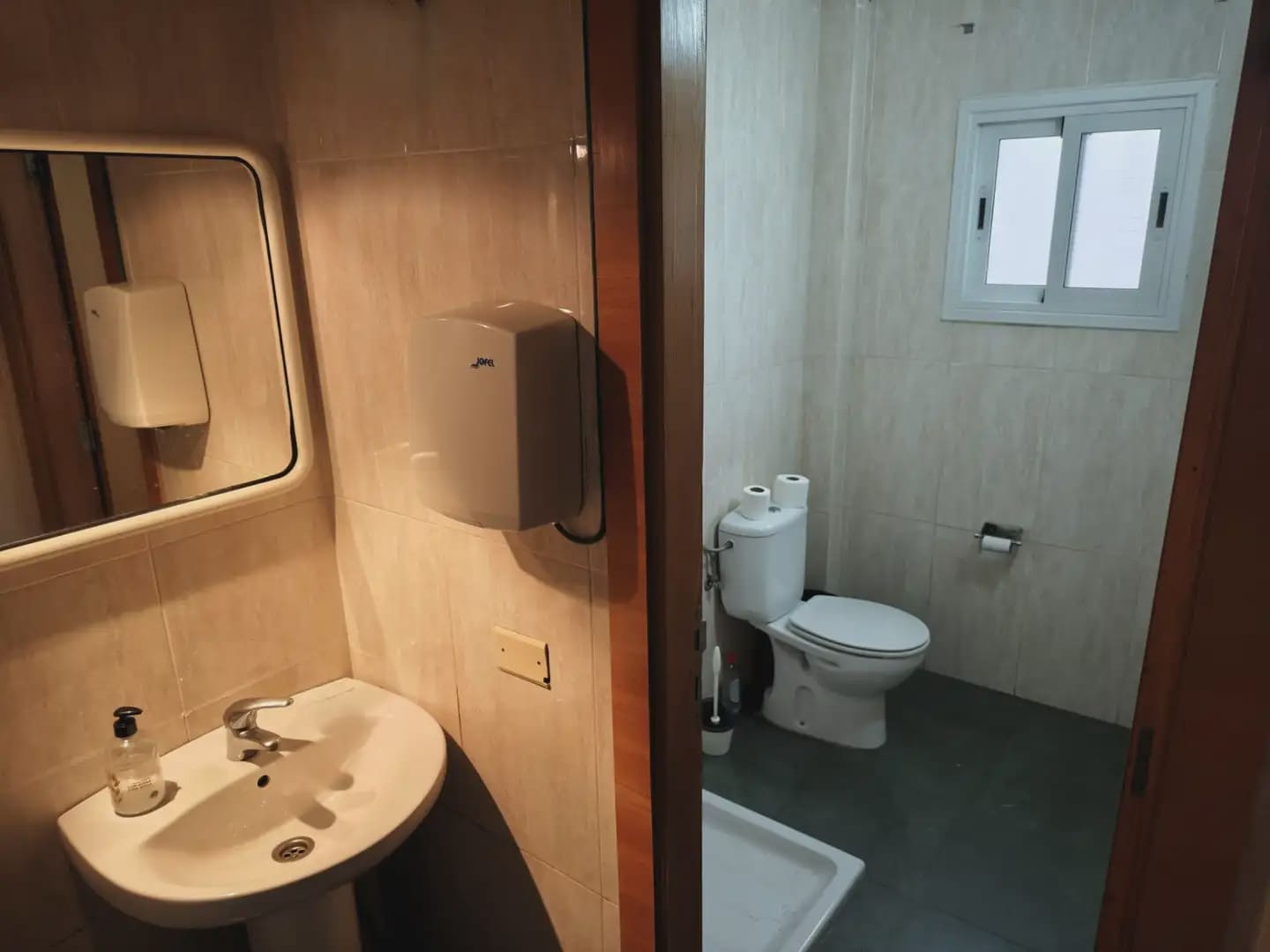 Toimisto myytävänä paikassa Santa Cruz de Tenerife - 850 000 € (Ref: 9759367)