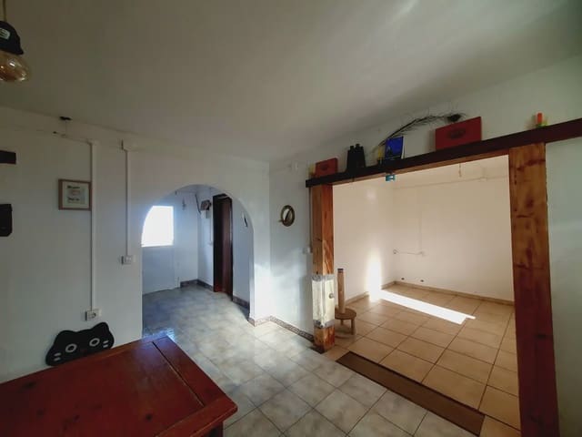 3 soveværelse Finca/Landehus til salg i Puerto del Rosario med garage - € 240.000 (Ref: 9759368)