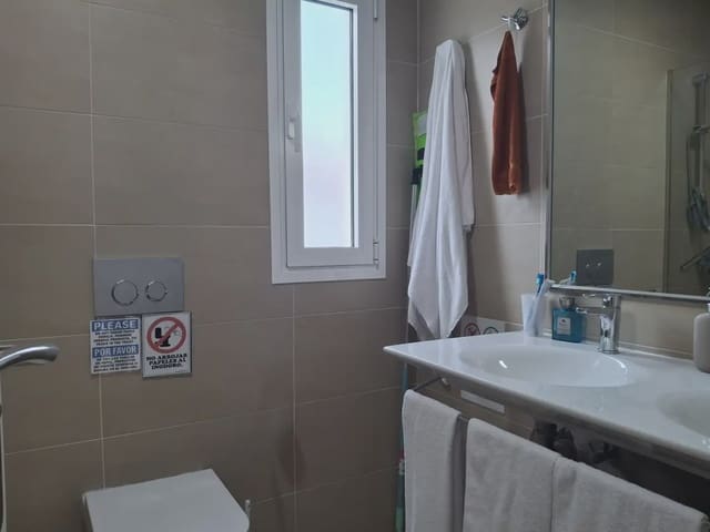 2 sypialnia Apartament przy plaży na sprzedaż w Pájara z basenem - 299 000 € (Ref: 9759370)