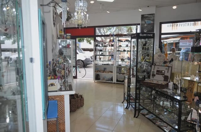 Gewerbe zu verkaufen in Morro Jable, Pájara - 95.000 € (Ref: 9788805)