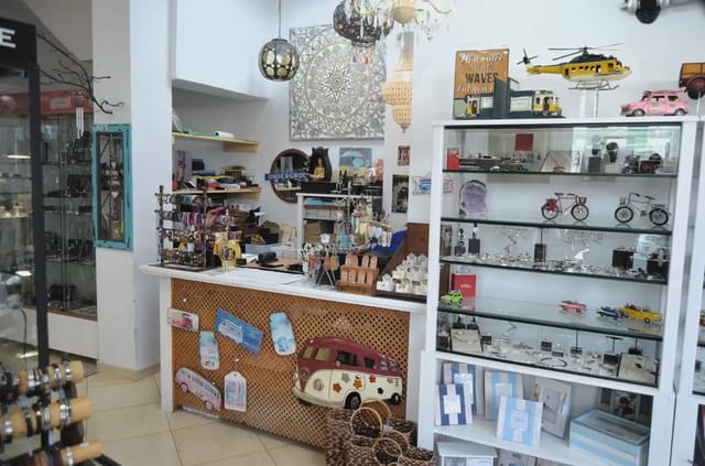 Gewerbe zu verkaufen in Morro Jable, Pájara - 95.000 € (Ref: 9788805)