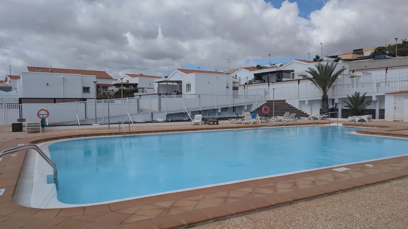 1 slaapkamer Bungalow te koop in Antigua met zwembad garage - € 136.000 (Ref: 9795529)