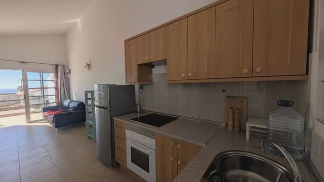 1 chambre Bungalow à vendre à Antigua avec piscine garage - 136 000 € (Ref: 9795529)